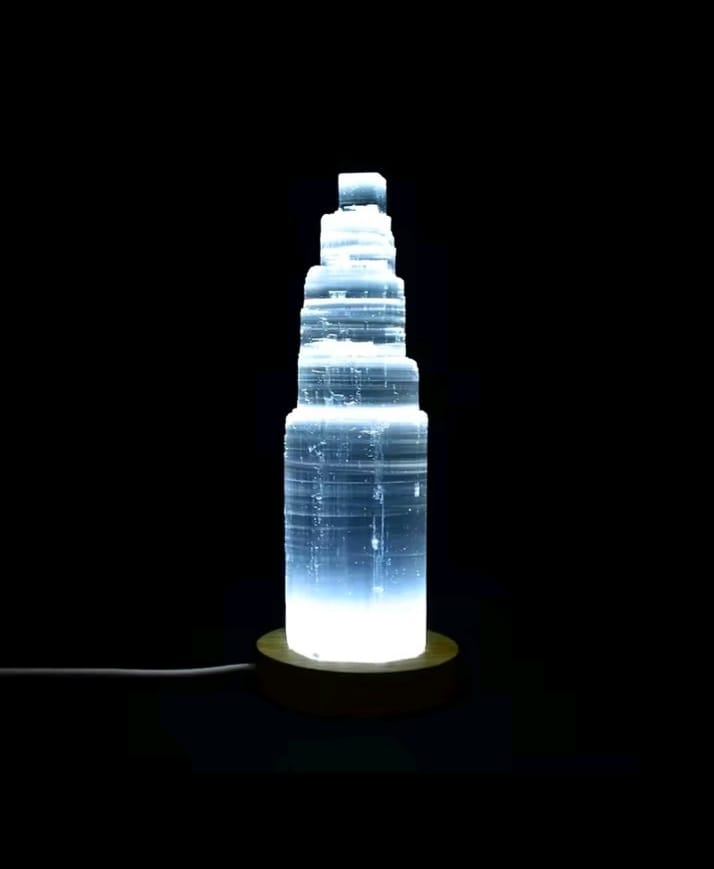 Lampe tour en sélénite – Cristal marocain naturel pour l'énergie et la décoration
